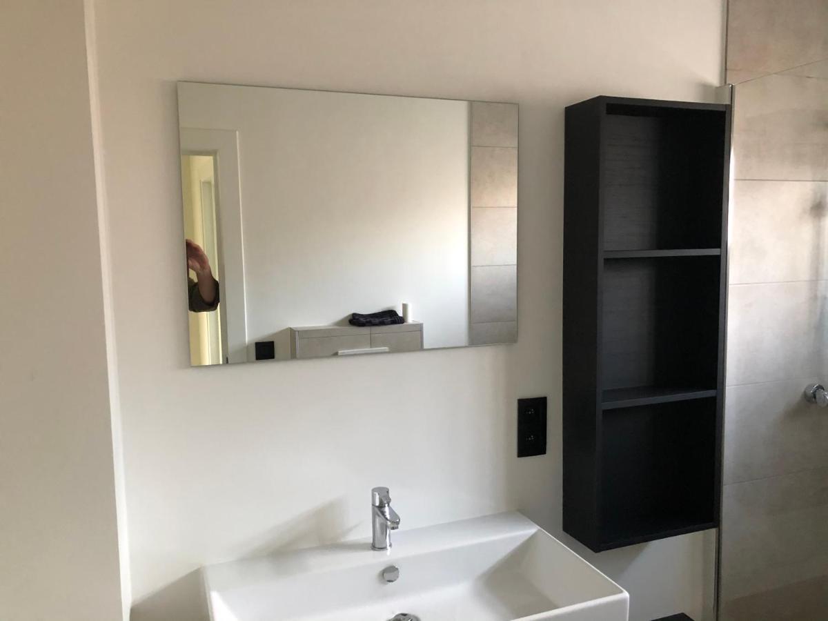 Ros'A Tourist & Business Appartment 덴데르몬데 외부 사진